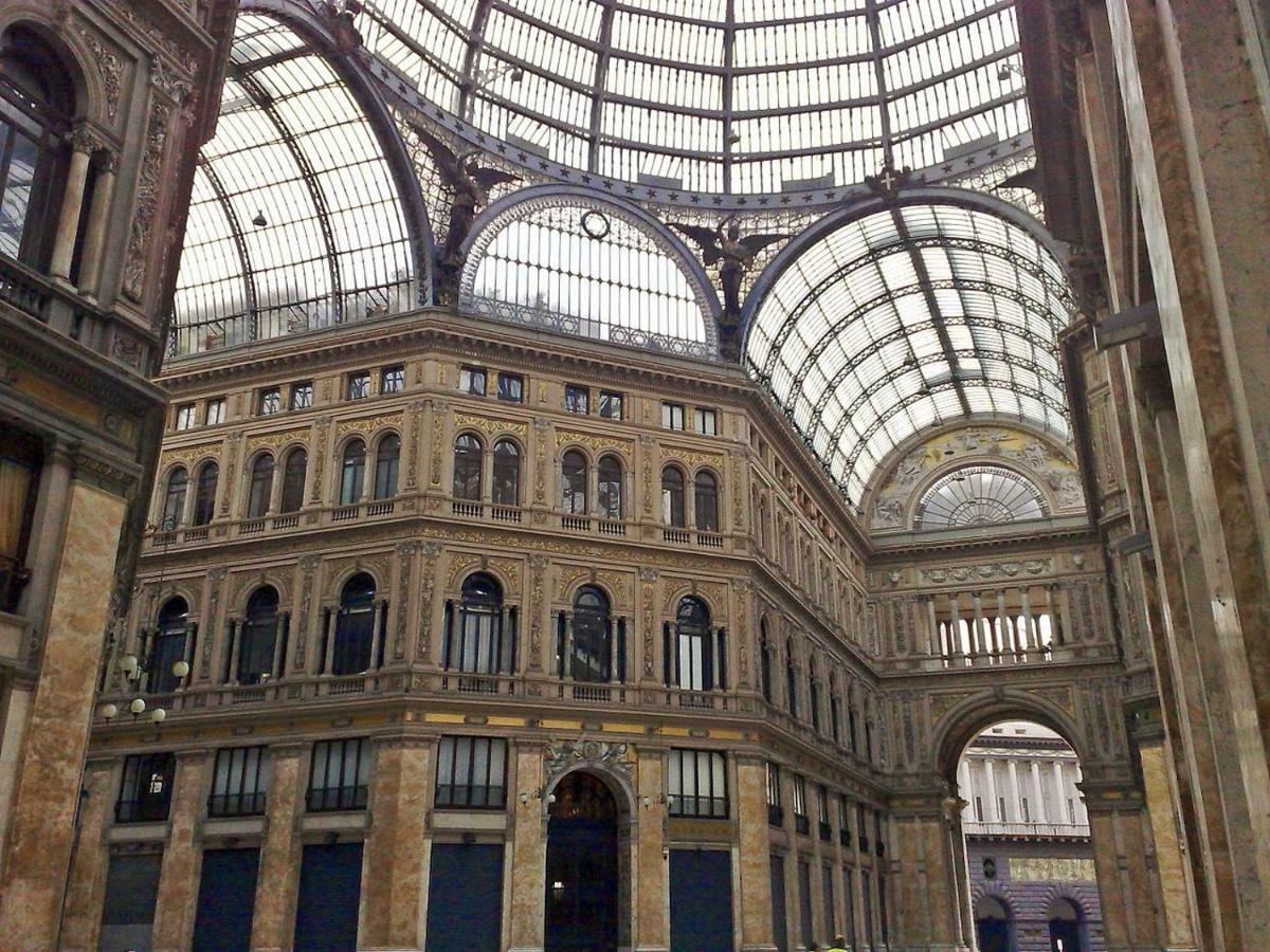 Residence San Mattia Napoli Ruang foto