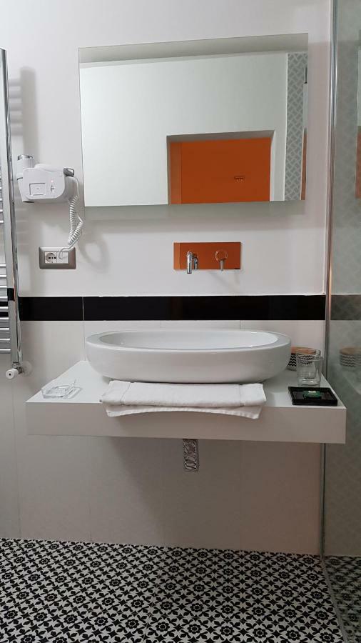 Residence San Mattia Napoli Bagian luar foto