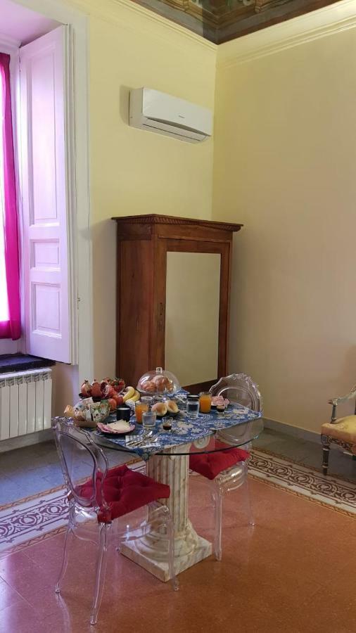 Residence San Mattia Napoli Bagian luar foto