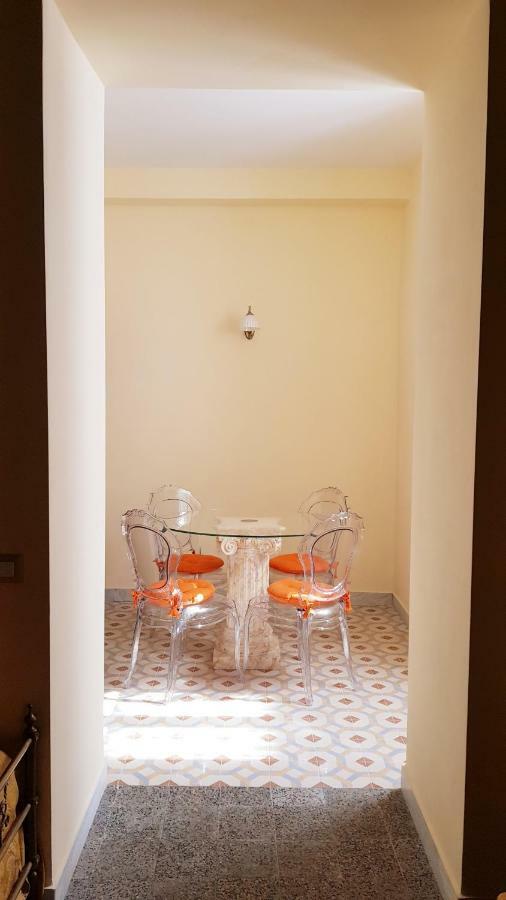 Residence San Mattia Napoli Bagian luar foto